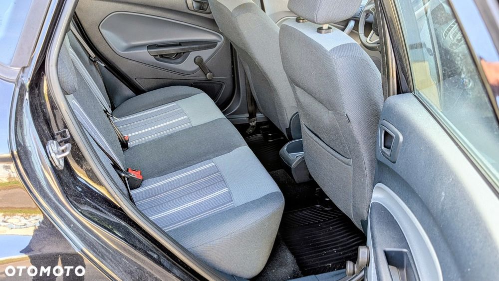 Ford Fiesta - 14