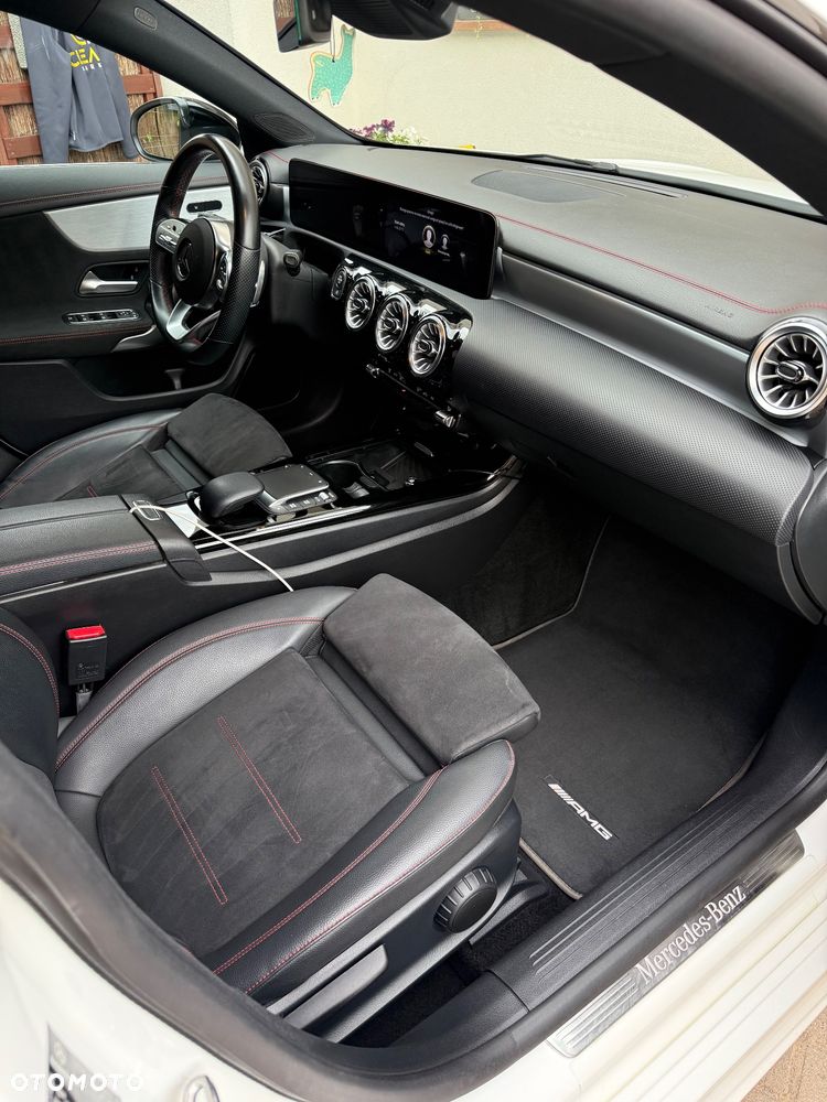 Mercedes-Benz CLA 200 AMG Line 7G-DCT - 11