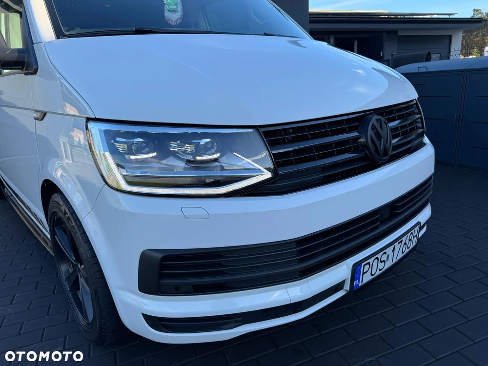 Volkswagen Multivan - 12