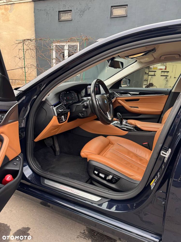 BMW Seria 5 530e iPerformance GPF Luxury Line - 21