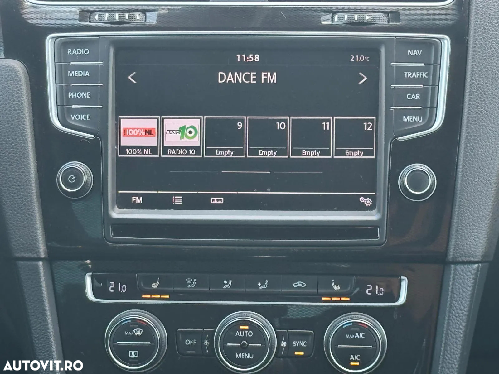 Volkswagen Golf 1.5 eHybrid OPF DSG GTE - 17