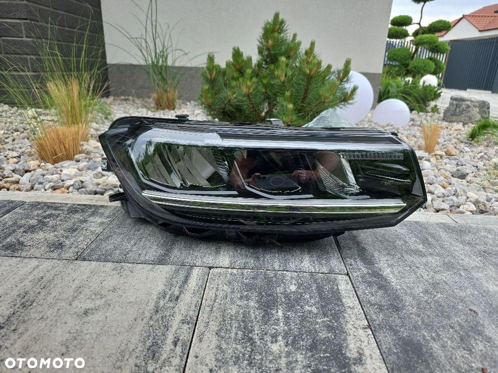 VW T-CROSS 2GM LIFT Lampa prawa przód Kompletna Full Led Basic 2GM941006B - 1