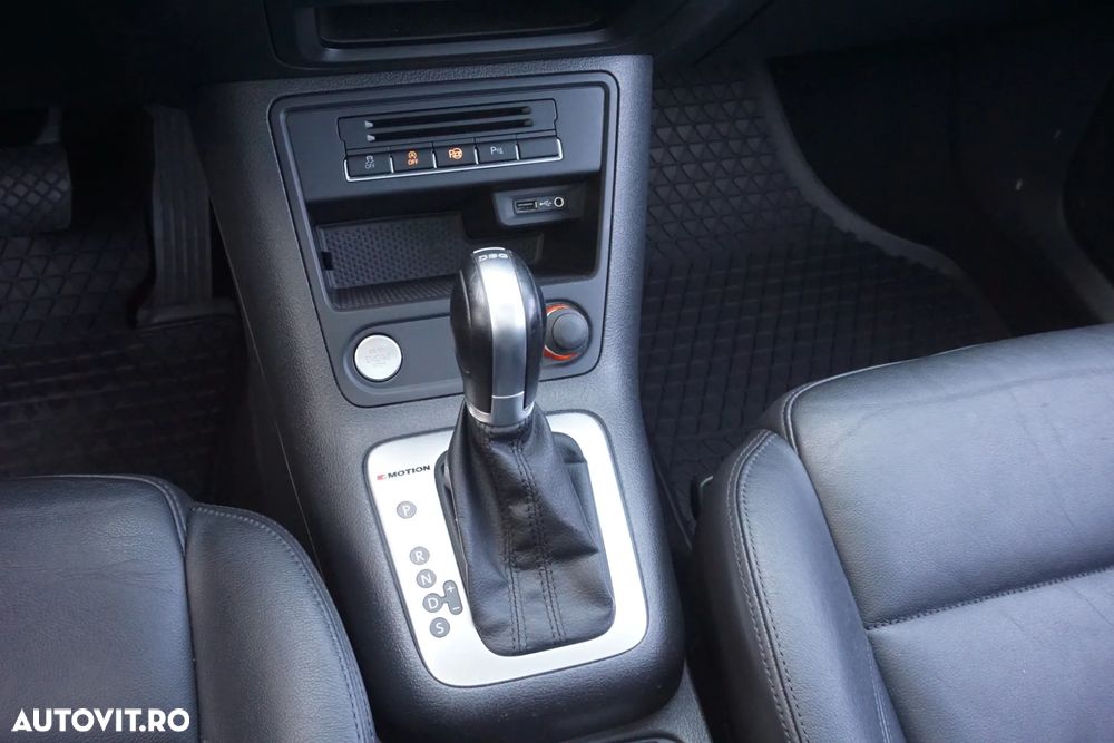 Volkswagen Tiguan 2.0 TDI SCR 4MOTION BlueMotion Technology DSG Sport & Style - 12
