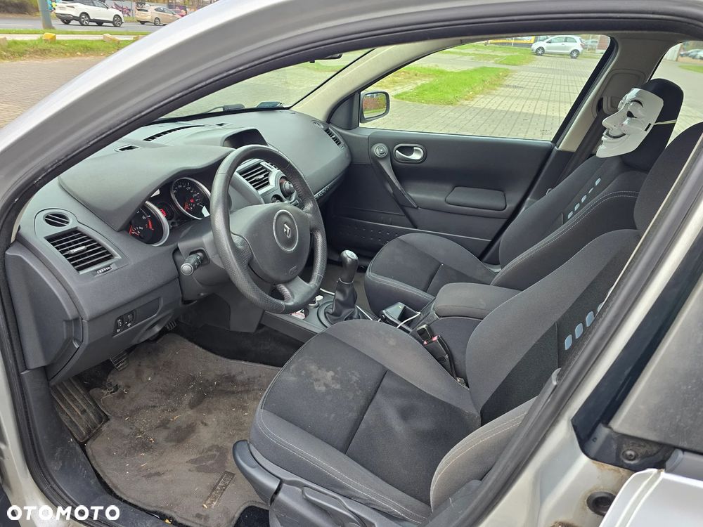 Renault Megane - 12