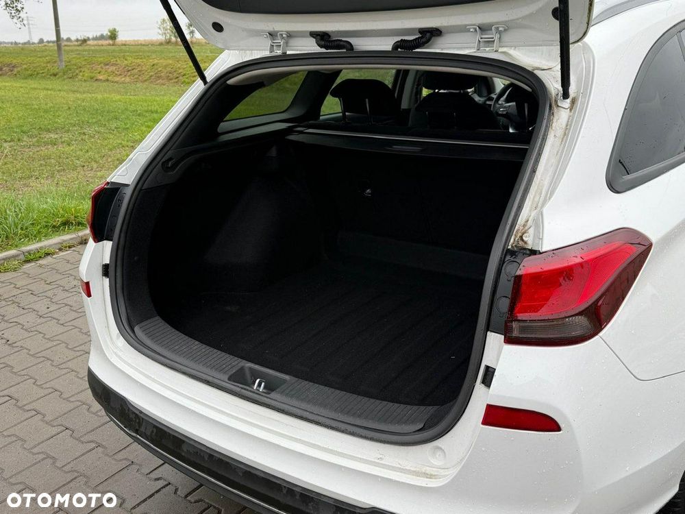 Hyundai i30 1.5 Pure - 13