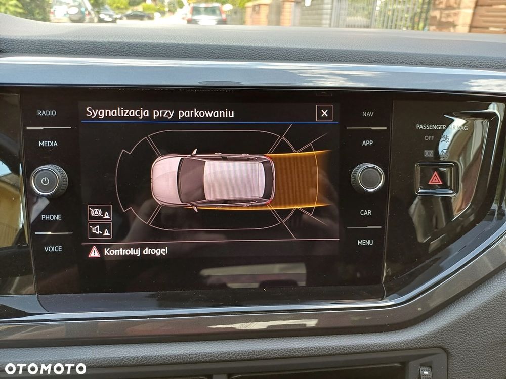 Volkswagen Polo 1.0 IQ.DRIVE - 24