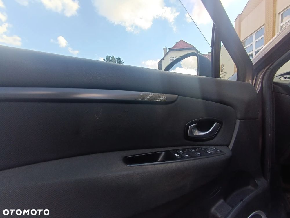 Renault Grand Scenic 1.9 dCi FAP Dynamique - 18