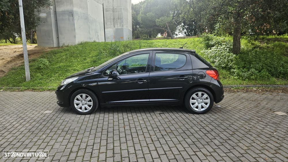 Peugeot 207 70 HDi FAP Filou - 9