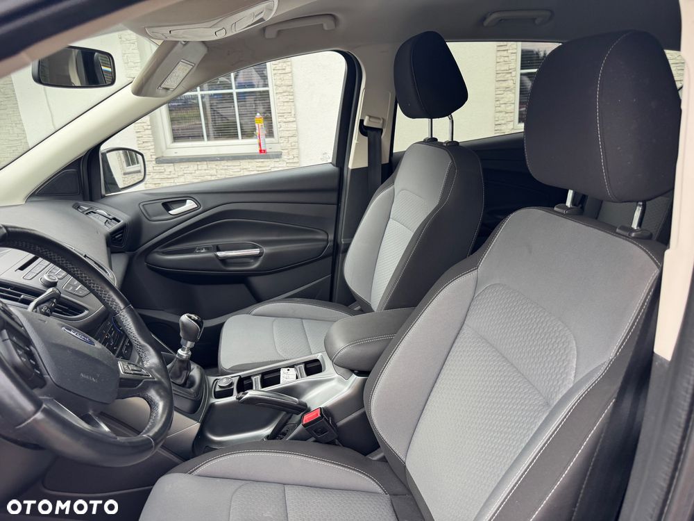 Ford Kuga 1.5 EcoBoost 2x4 Trend - 8