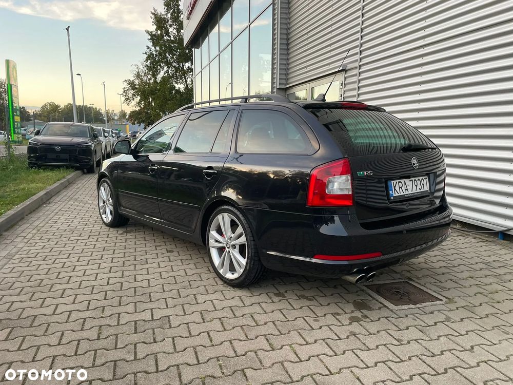 Skoda Octavia 2.0 TDI DPF RS - 6