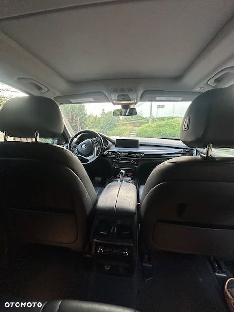 BMW X5 xDrive35i - 16