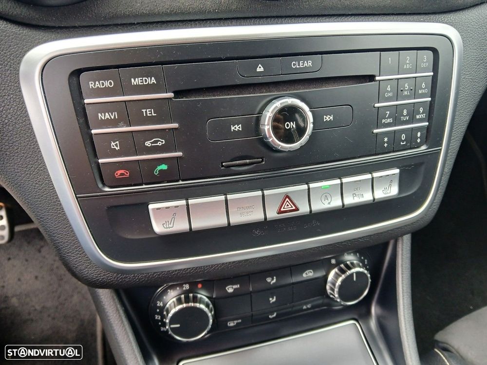 Mercedes-Benz A 200 d AMG Line - 26
