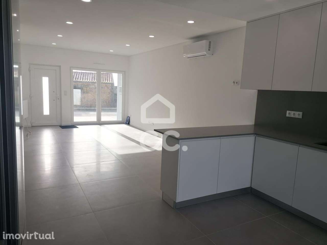 Moradia T4 Nova, em construção, com vista mar e campo em Atalaia, Lour - Grande imagem: 3/35