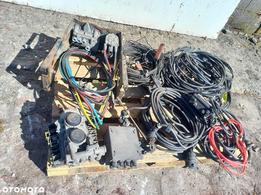 Kompletna instalacja elektryczna pneumatyczna modulator WABCO KNORR HALDEX zawór naczepa przyczepa rolnicza - 4