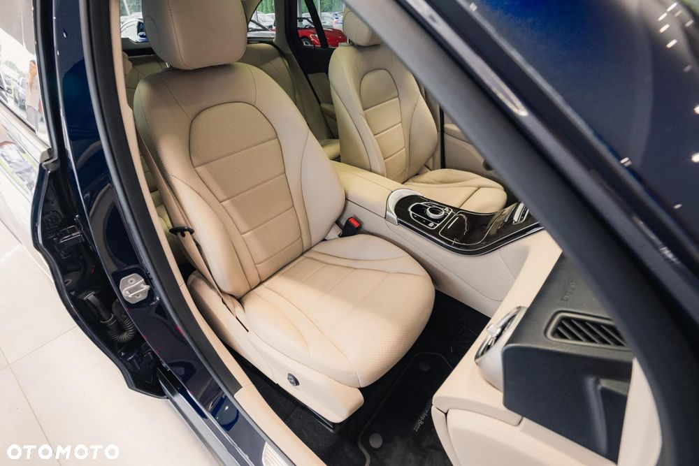 Mercedes-Benz GLC 300 4-Matic - 16