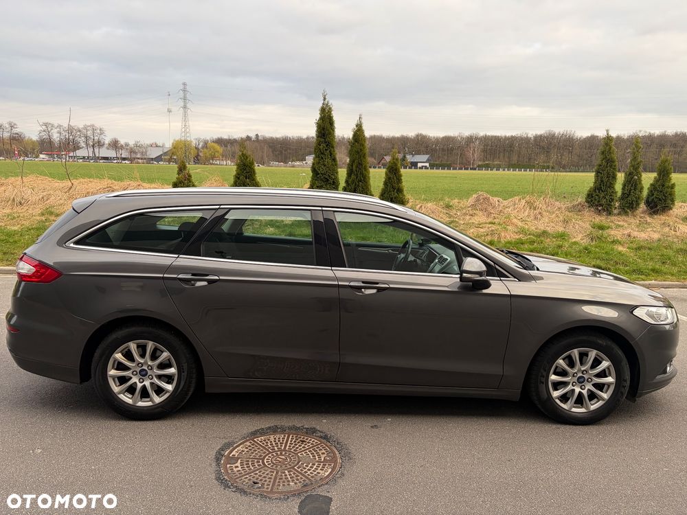 Ford Mondeo 2.0 TDCi STart-Stopp PowerShift-Aut Titanium - 4