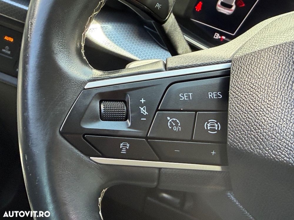 Seat Leon 1.5 eTSI DSG7 MHEV Style - 12