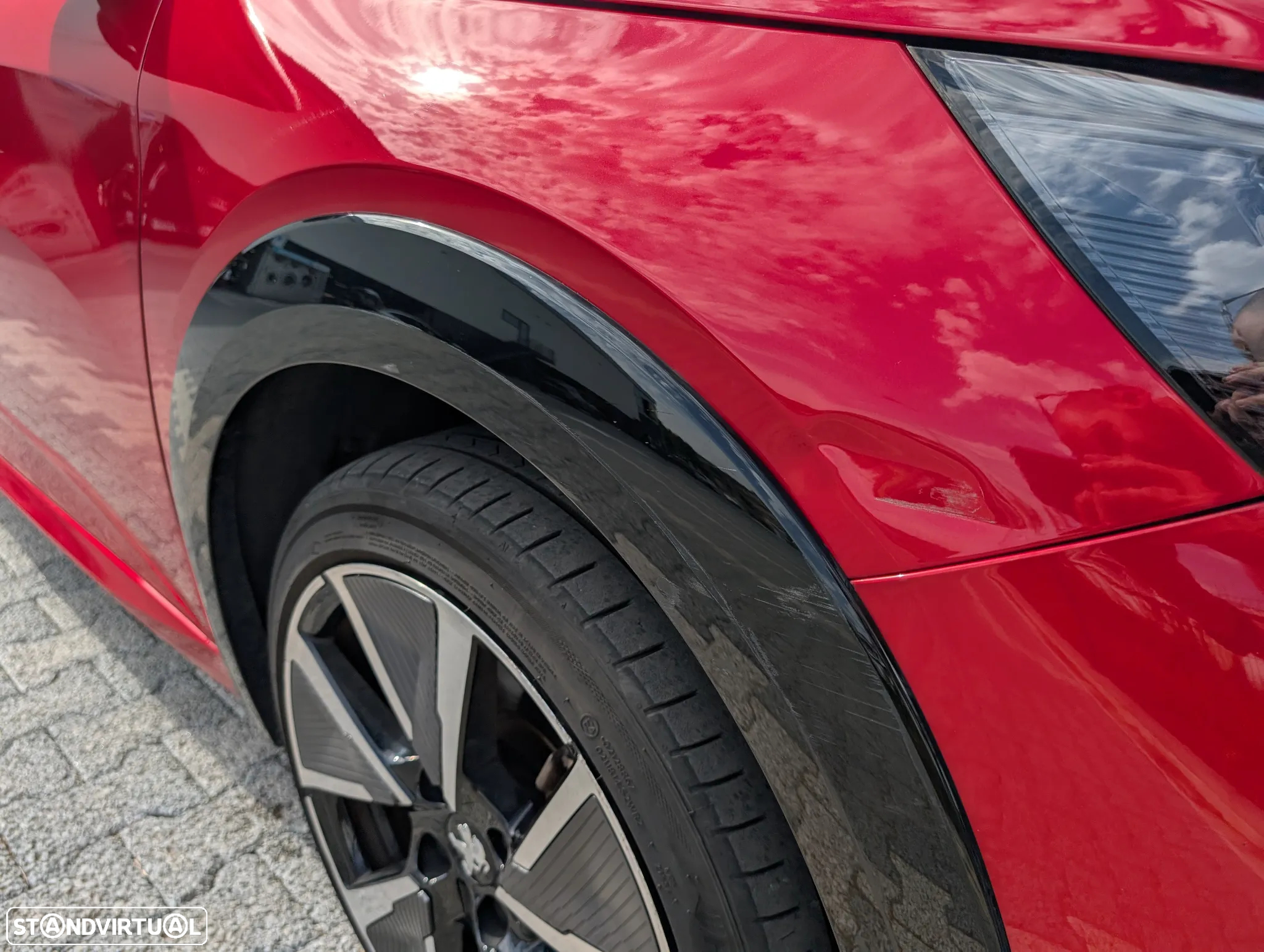 Peugeot 208 - 9