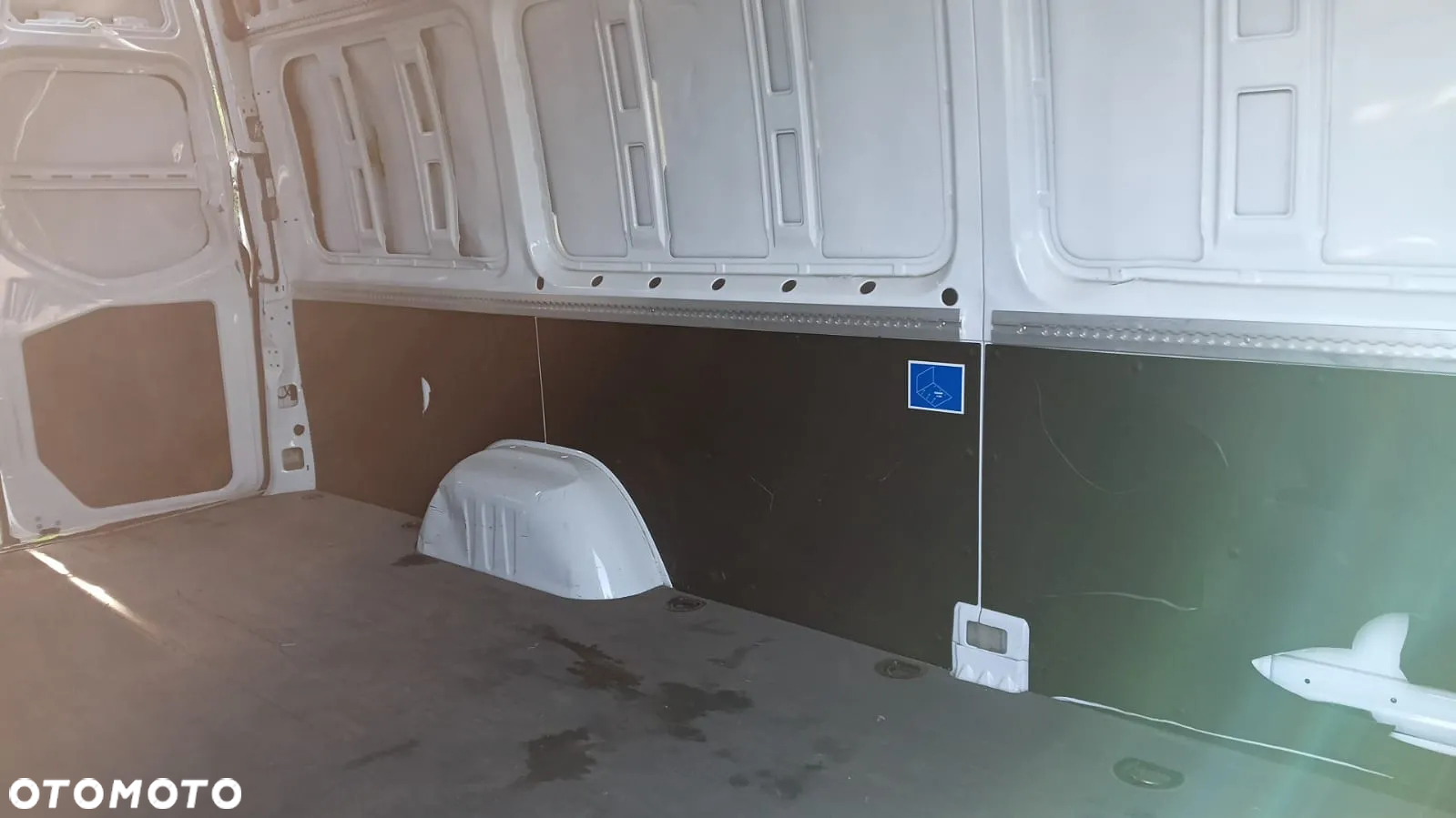 Mercedes-Benz Sprinter - 6