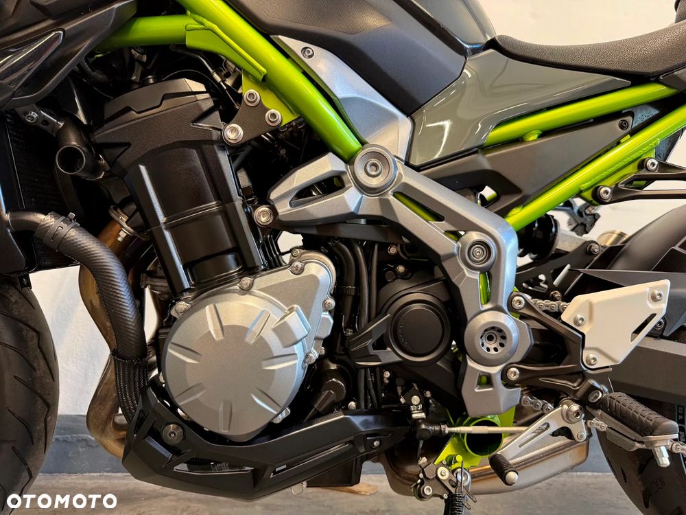 Kawasaki Z 900 - 13