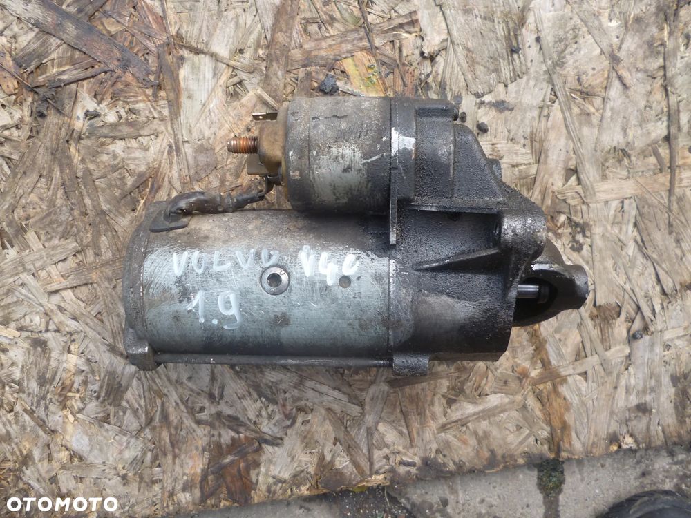 VOLVO V40 1.9 DCI ROZRUSZNIK