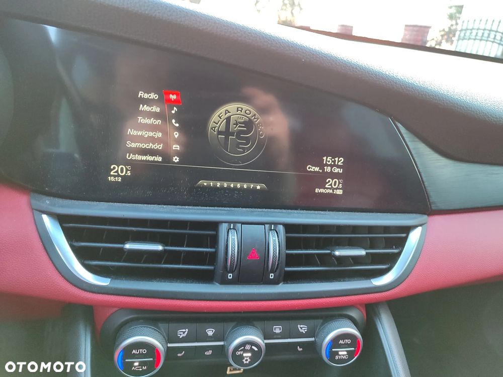 Alfa Romeo Giulia 2.0 Turbo Veloce Q4 - 13