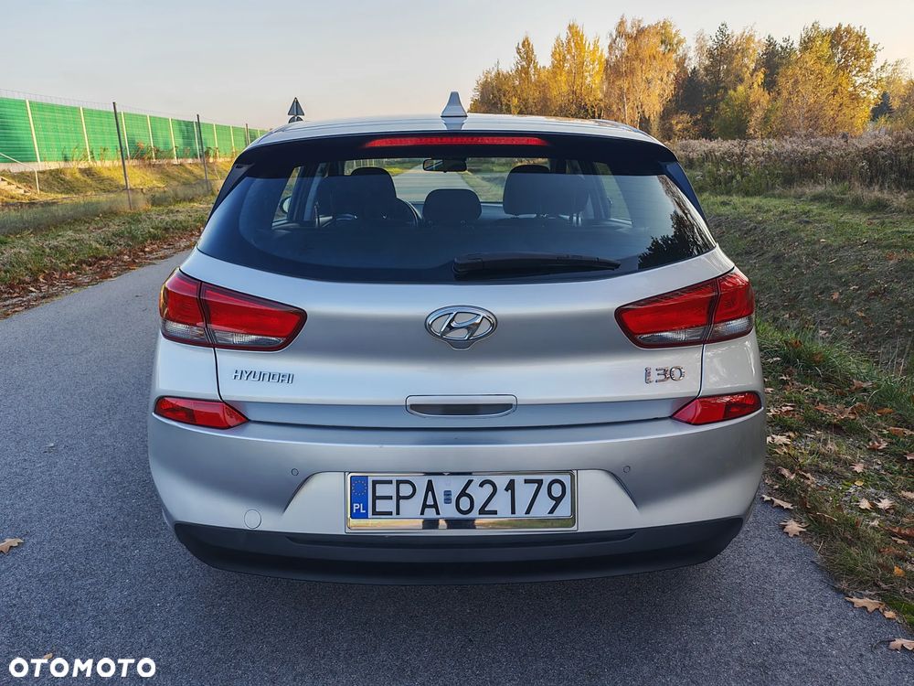 Hyundai i30 1.6 CRDi Comfort - 12