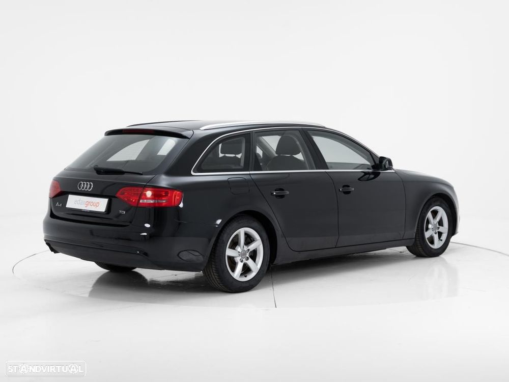 Audi A4 Avant - 4