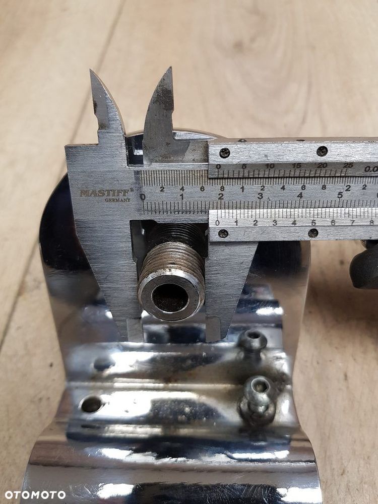 Chromowana podstawa filtra oleju Harley-Davidson adapter chłodnicy - 9