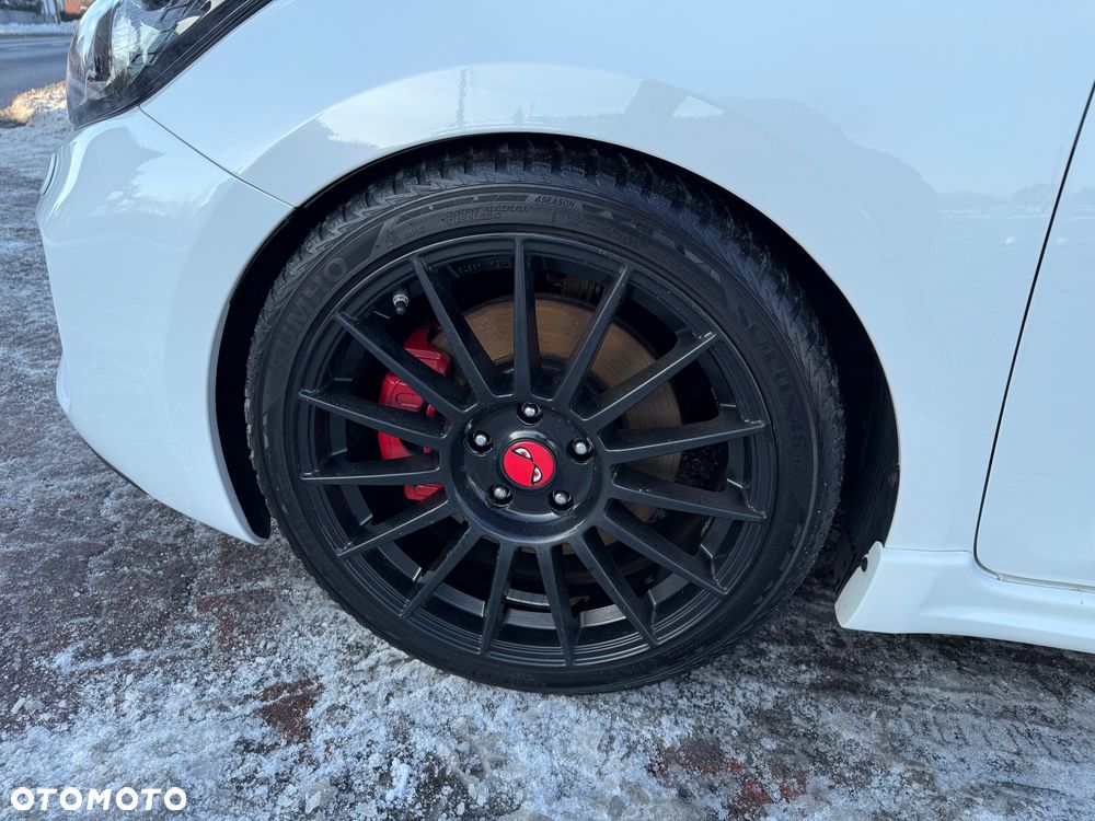 Kia Ceed 1.6 T-GDI GT-Track - 15