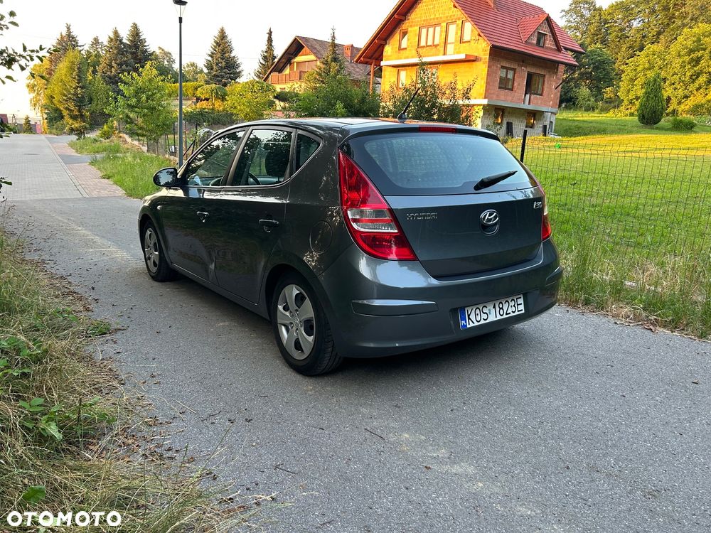 Hyundai i30 1.4 Comfort World Cup - 6