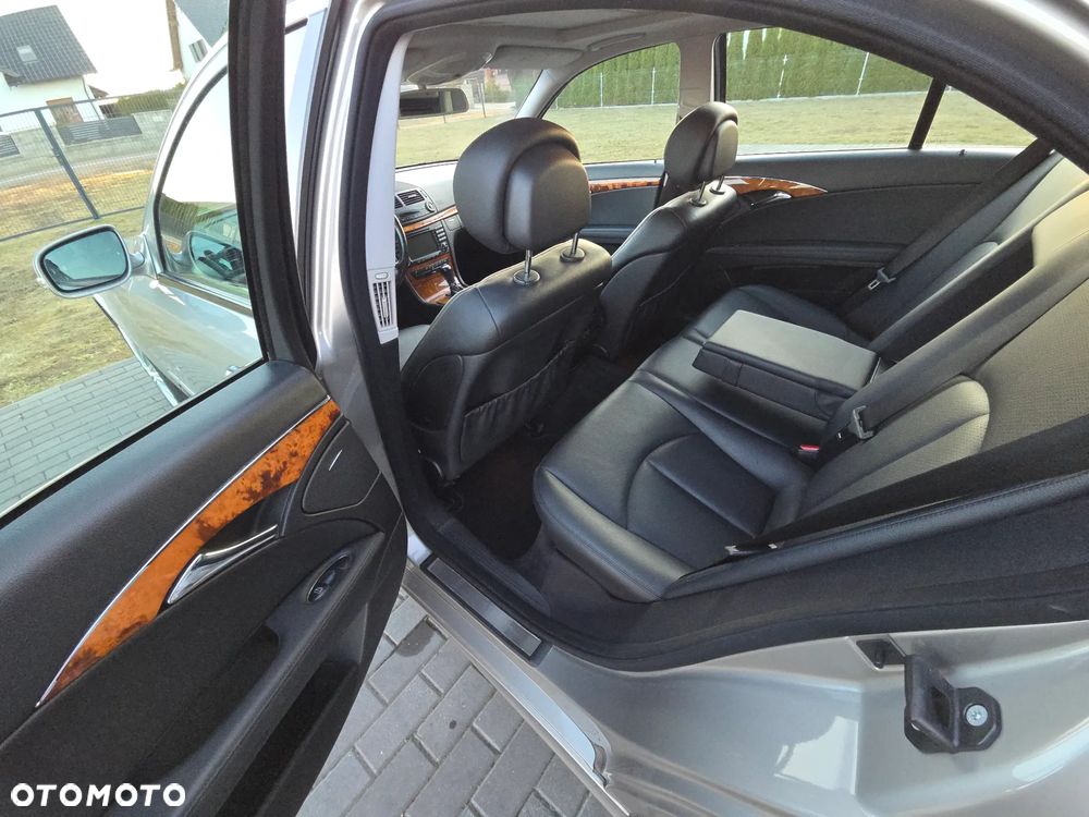 Mercedes-Benz Klasa E - 6