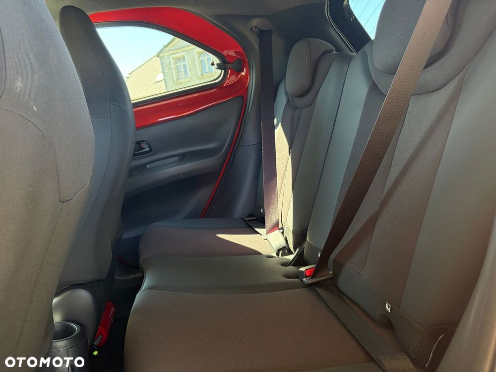 Toyota Aygo X - 16