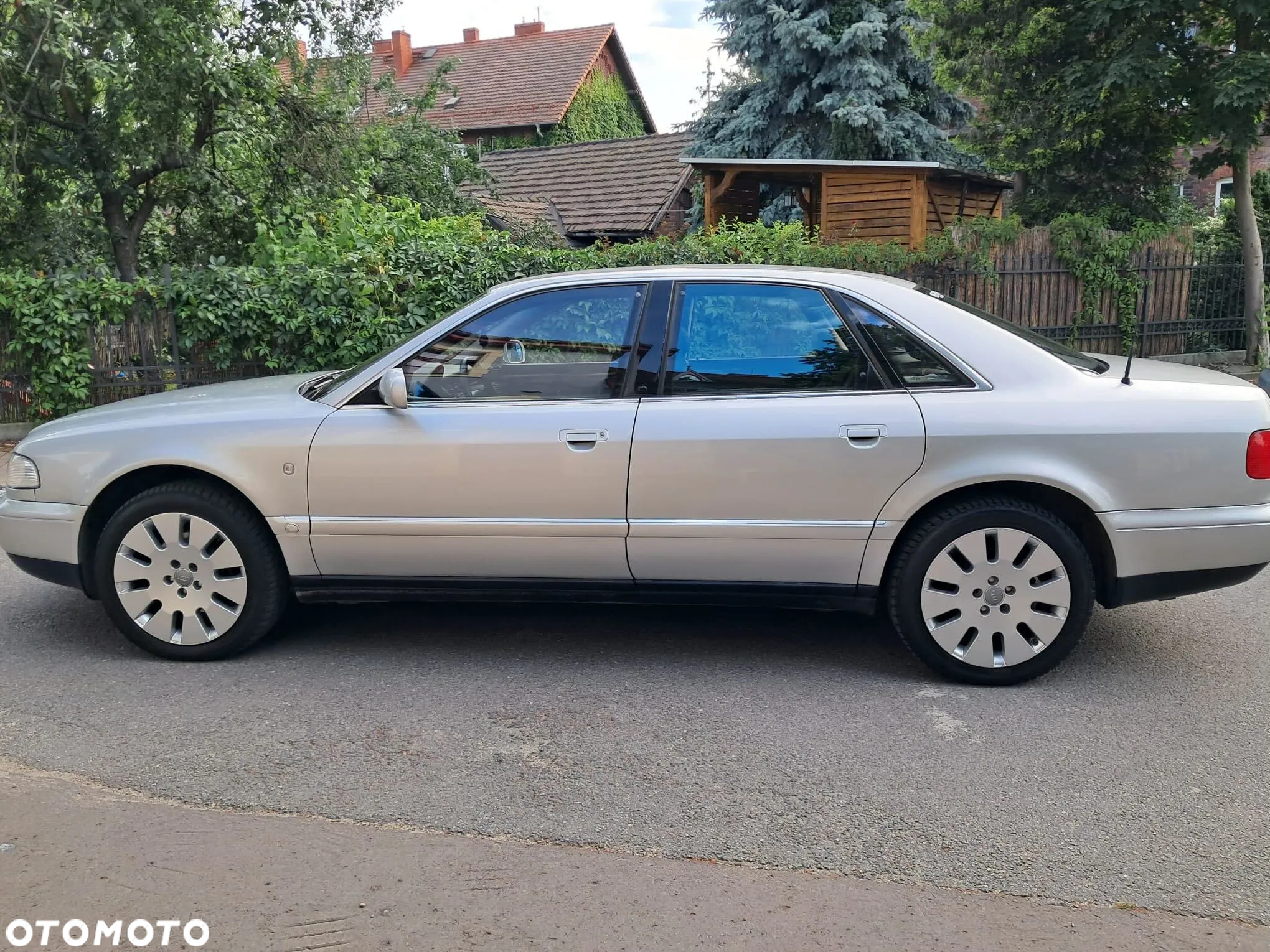 Audi A8 - 10