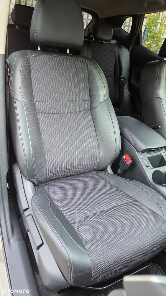 Nissan Qashqai 1.6 DIG-T N-Connecta - 35