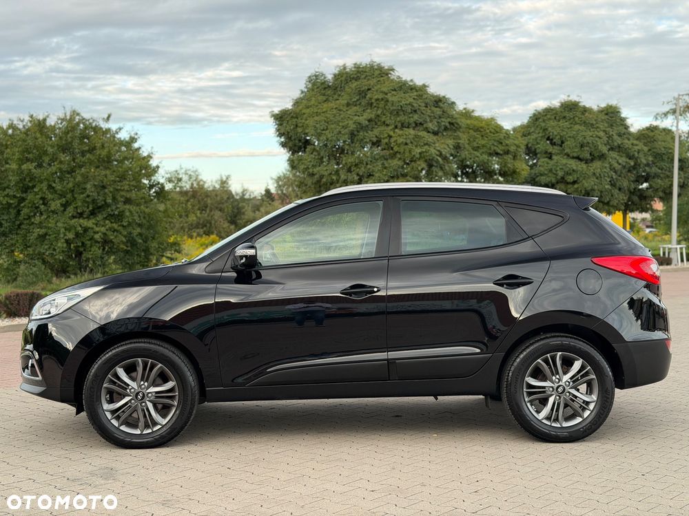 Hyundai ix35 1.6 2WD Fifa World Cup Edition - 4