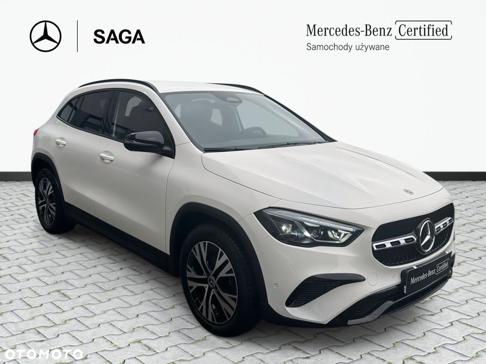 Mercedes-Benz GLA - 3