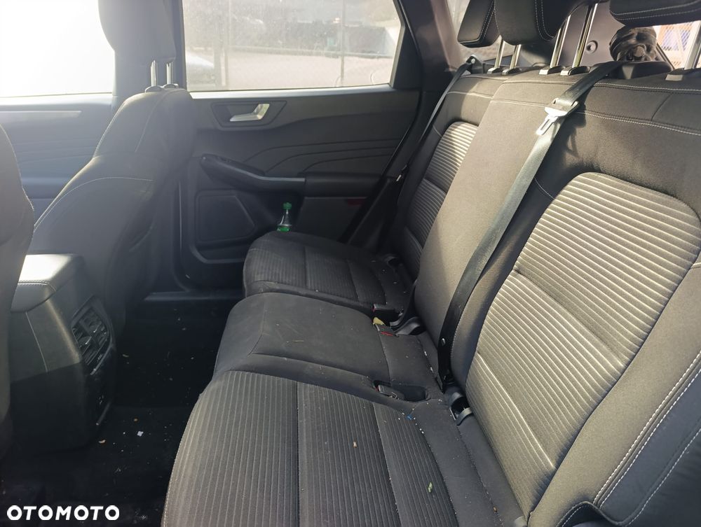 Ford Kuga 2.5 Duratec FHEV TITANIUM - 12