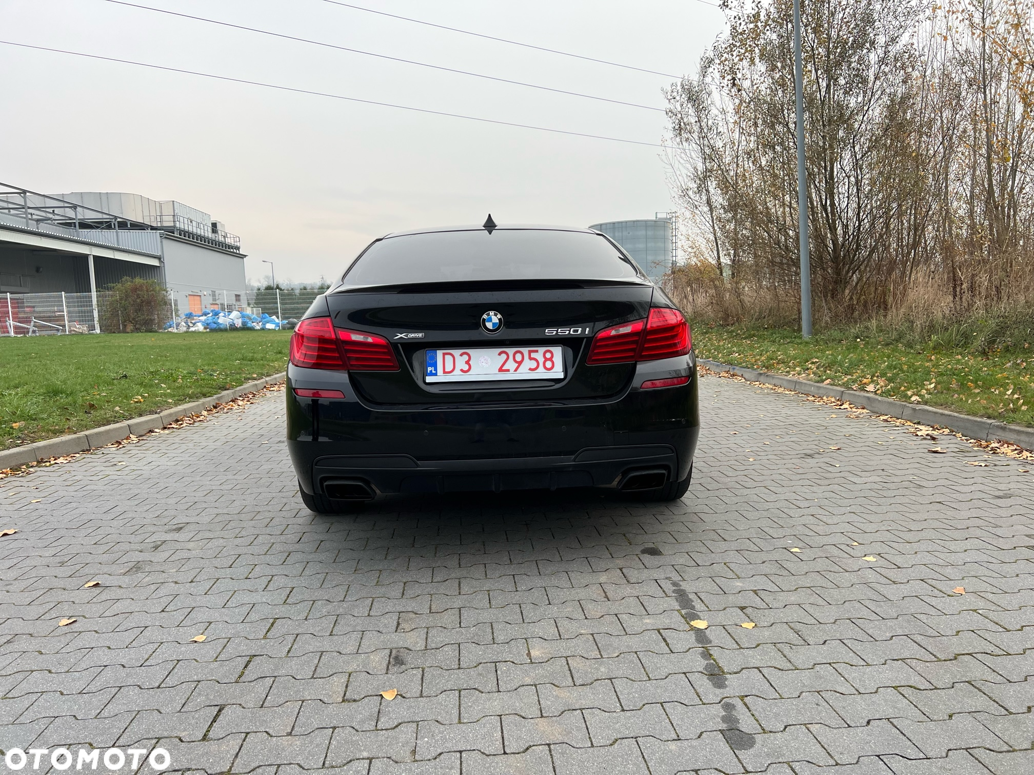 BMW Seria 5 550i xDrive Sport-Aut - 7