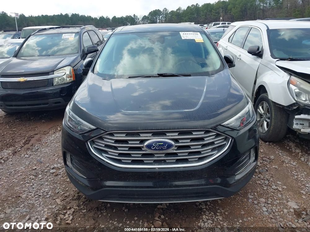 Ford Edge - 3