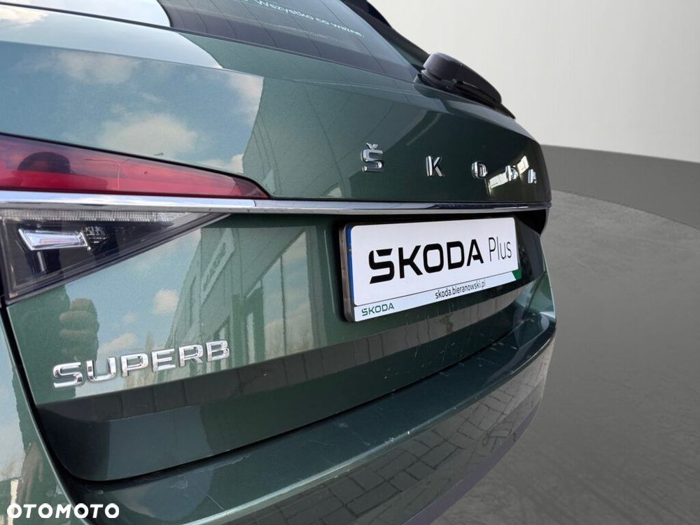 Skoda Superb 2.0 TDI SCR Ambition DSG - 23