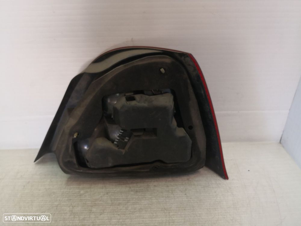 Farolim Stop Esq Rover 25 Hatchback (Rf) - 4