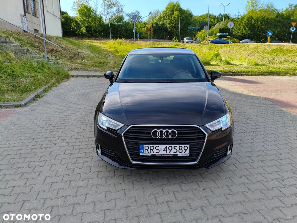 Audi A3 Sportback 1.6 TDI S tronic Attraction - 10