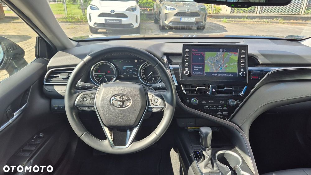 Toyota Camry 2.5 Hybrid Executive CVT - 10