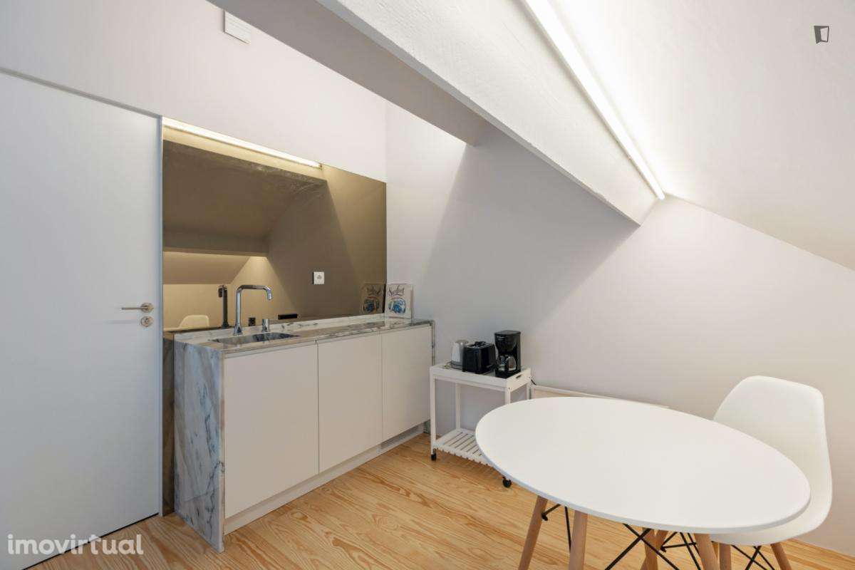 Quarto - localizado em Paranhos Porto - Grande imagem: 5/14