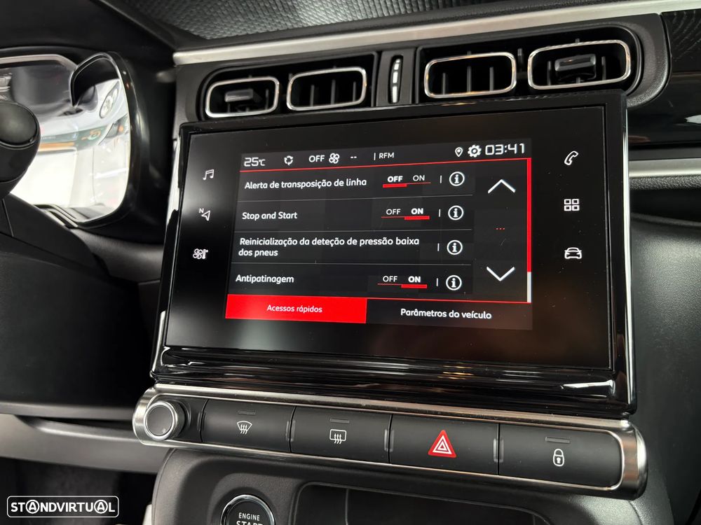 Citroën C3 1.2 PureTech Shine - 16