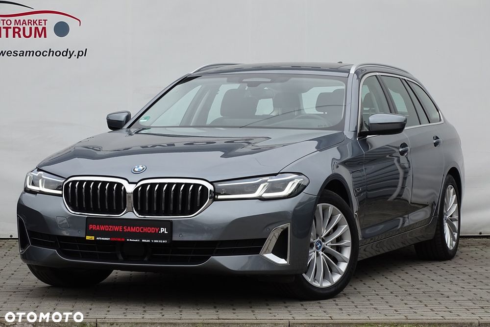 BMW Seria 5 530e xDrive Luxury Line sport - 11