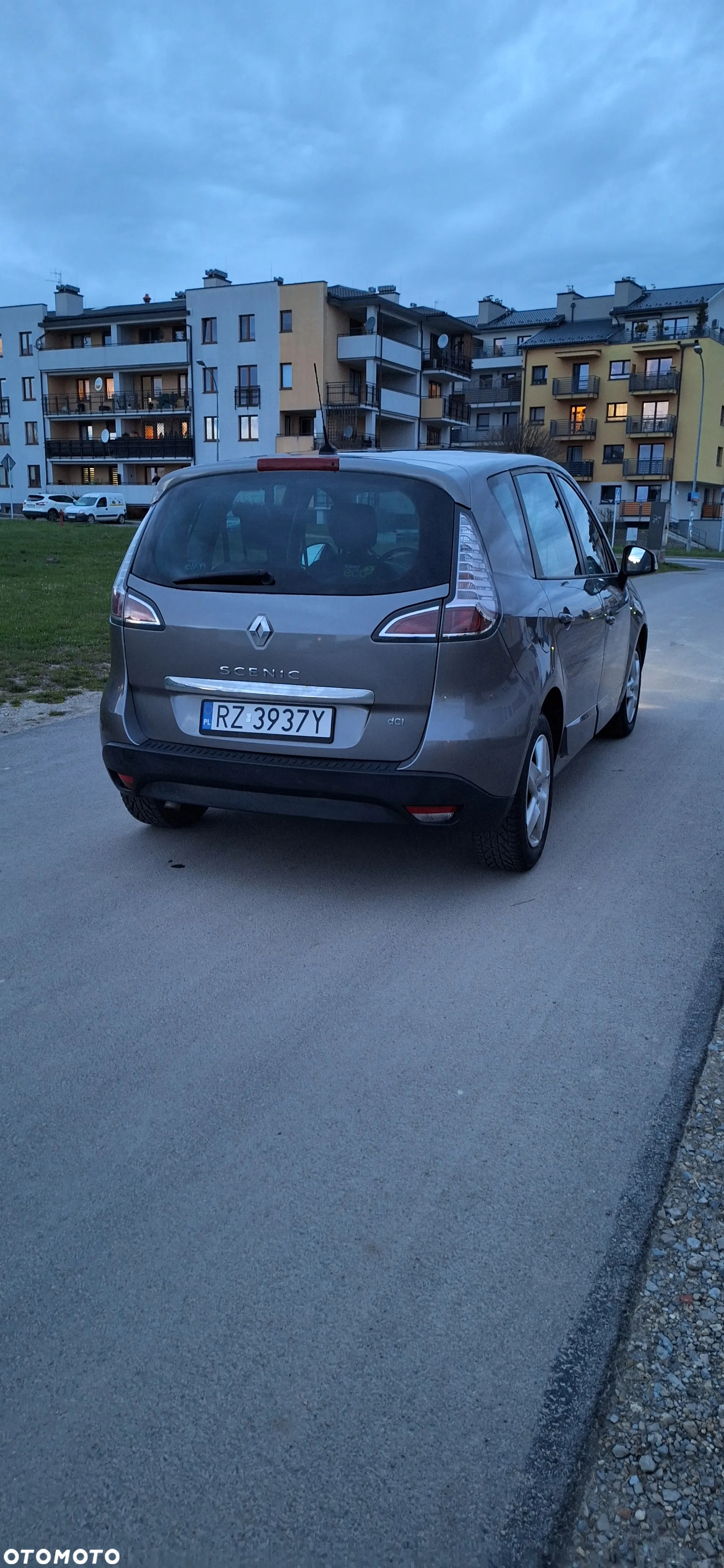 Renault Scenic Xmod 1.5 dCi Life - 3