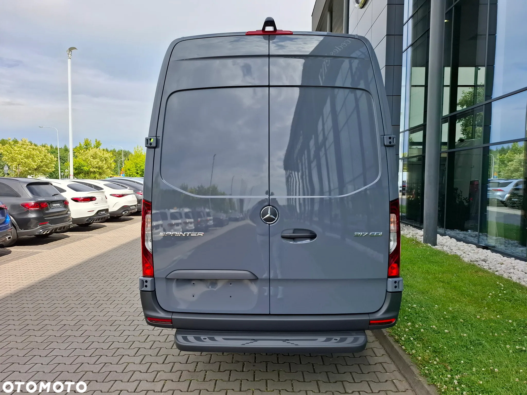 Mercedes-Benz Sprinter 317 CDI Furgon PRO długi 4325 mm L3H2 - 7