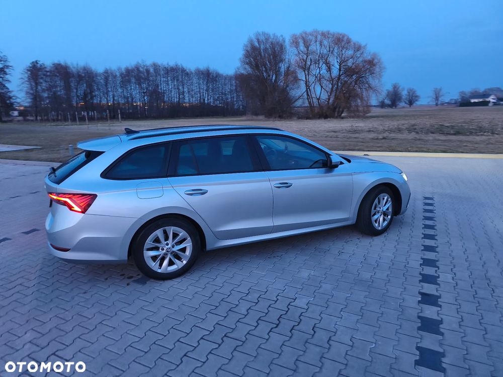 Skoda Octavia 1.5 TSI ACT Ambition - 3